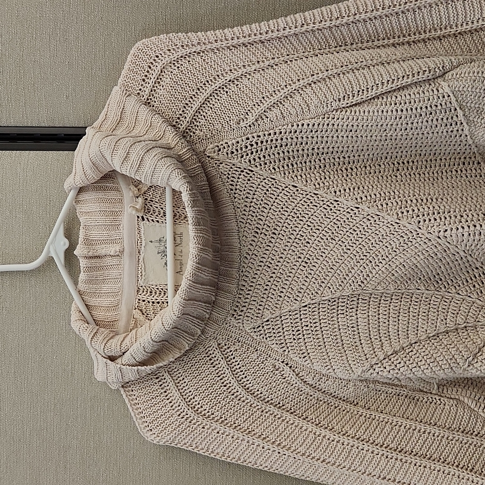 Angel of the North Sweater Size Small - Picture 2 of 14